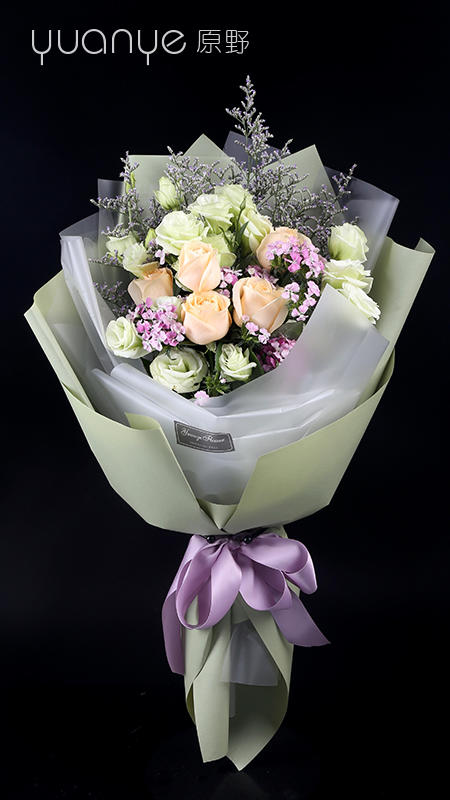 香槟玫瑰桔梗混搭花束 商品图5