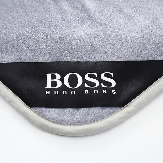 HBCD-003   HUGO BOSS暖绒乳胶床护垫 商品图3