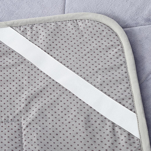 HBCD-003   HUGO BOSS暖绒乳胶床护垫 商品图5