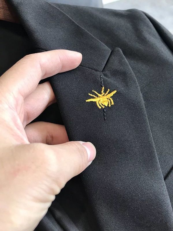 奢品dr金线蜜蜂刺绣黑色羊毛西装100羊毛含量18个工种118道工序生产出