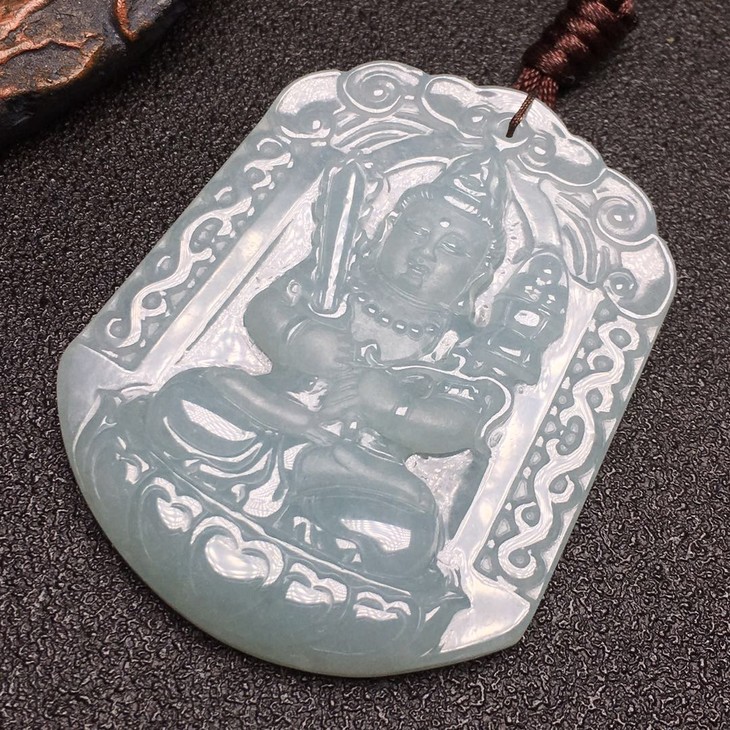 d61269翡翠冰糯种虚空藏菩萨