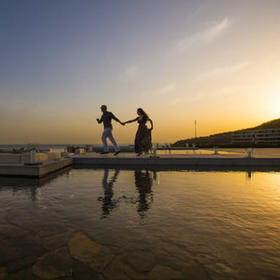 浪漫之旅（日/法餐厅700元用餐额度+双人汤泉三温暖豪华海景套房含早）