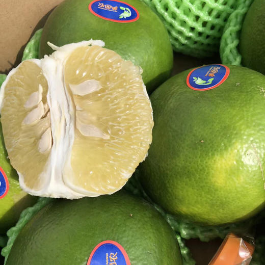 新到一款不错的青柚，跟以色列青柚很像，翡翠青柚，清甜，嫩个，多汁。 商品图4