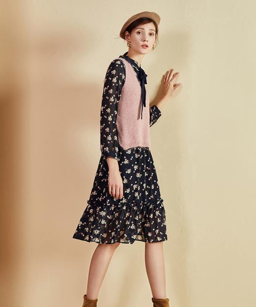 女士休闲时尚百搭舒适防风保暖简约优雅连衣裙101964