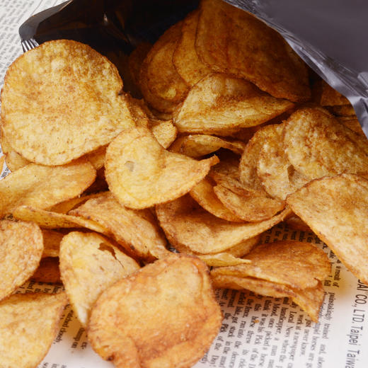 【香浓黑啤味健力士薯片】guinness黑啤味/辣味手工制薯片出自英国