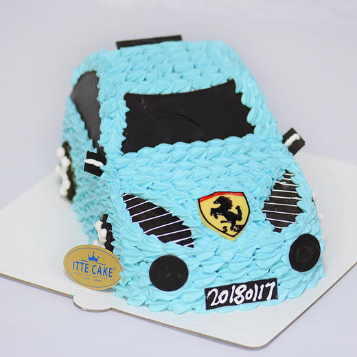 法拉利汽车卡通汽车造型奶油水果蛋糕