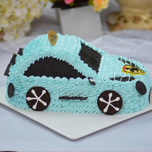 法拉利汽车卡通汽车造型奶油水果蛋糕