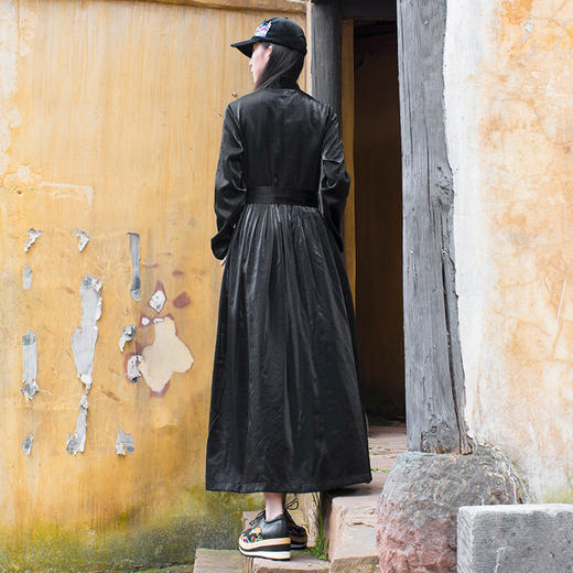 云南映象系列——朱仙刺绣廓形连衣裙 | 杨丽萍老师经典款 | 24小时现货发 商品图4