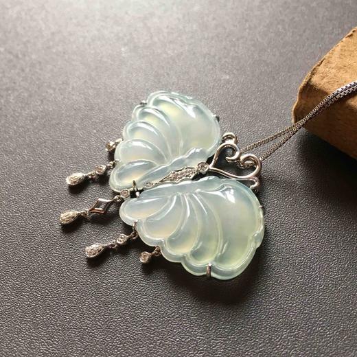 冰种翡翠蝴蝶吊坠18k白金钻石镶嵌 商品图2