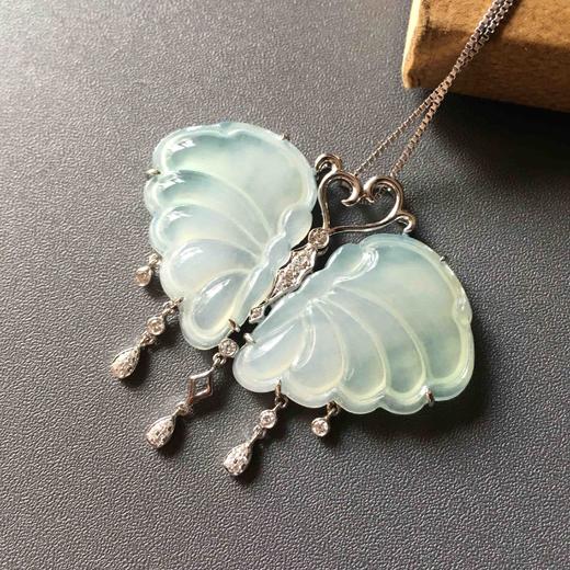 冰种翡翠蝴蝶吊坠18k白金钻石镶嵌 商品图0