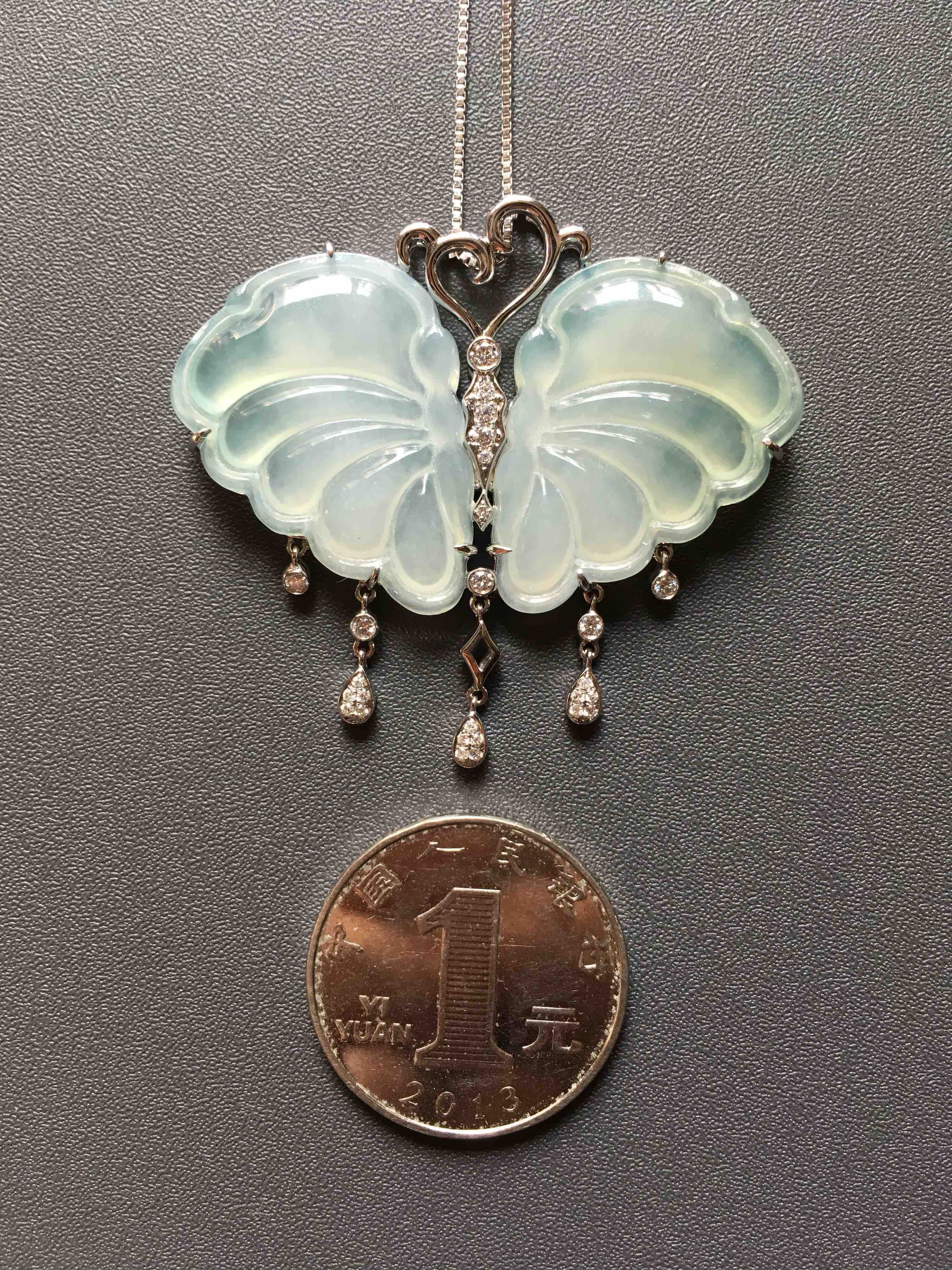 冰种翡翠蝴蝶吊坠18k白金钻石镶嵌