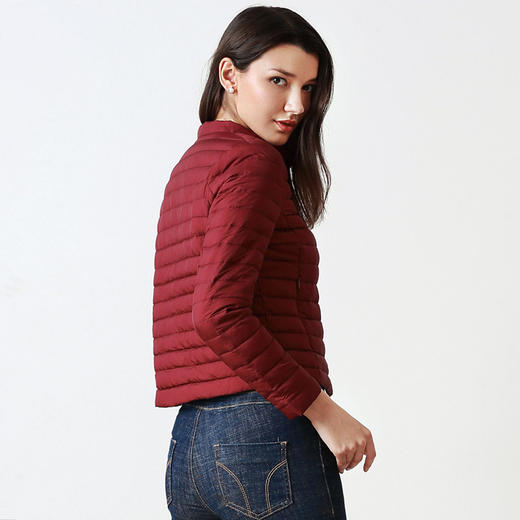 EITIE爱特爱品牌女装秋季商场同款时尚鸭绒轻薄红色羽绒服女5711402 商品图3