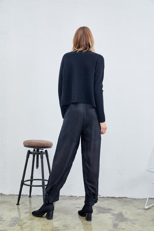  裤脚抽绳休闲薄女裤 SJF18K354A 商品图5