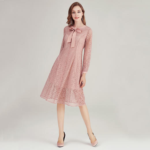eitie爱特爱品牌女装秋款长袖镂空蕾丝连衣裙时尚绣花a字裙c1807178