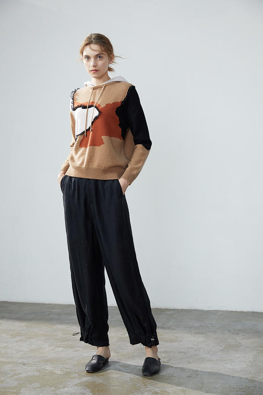  裤脚抽绳休闲薄女裤 SJF18K354A 商品图2