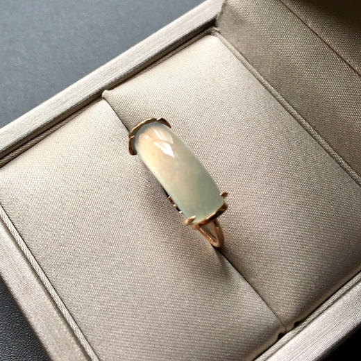 设计师款高冰种翡翠戒指 商品图3