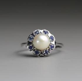 欧洲古董原装珍珠+蓝宝石白金戒指