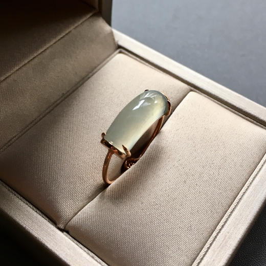 设计师款高冰种翡翠戒指 商品图2
