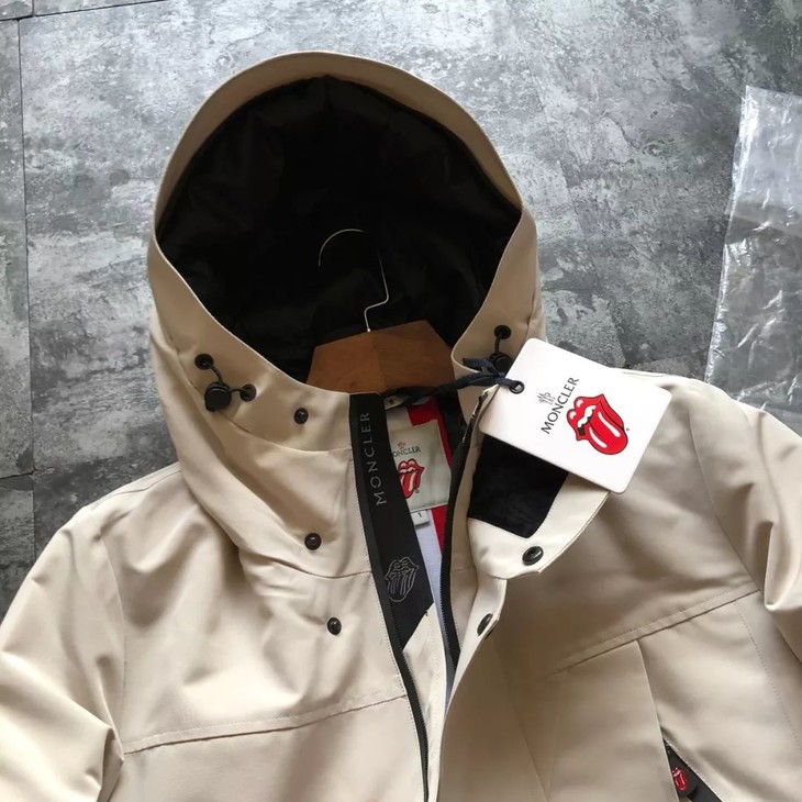 moncler x 滚石 18东京限量款!m口市价2.2万元!来自法国的羽皇!