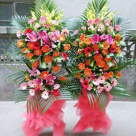 财运吉祥 单个   30支各色芙兰，10朵百合，红色绵纸装饰(1633)