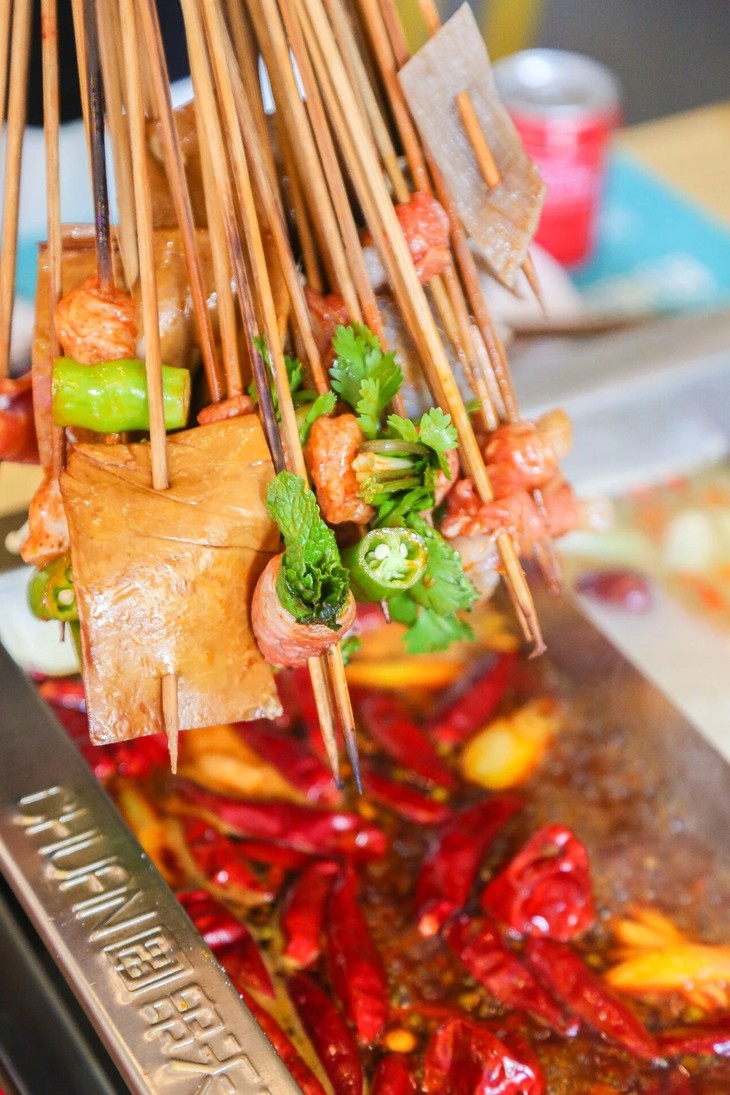 【串天下串串香火锅】98元3-4人套餐