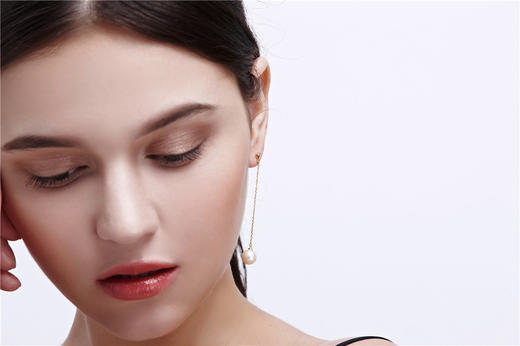  Pearl moments V 字长款珍珠耳线耳环 商品图6