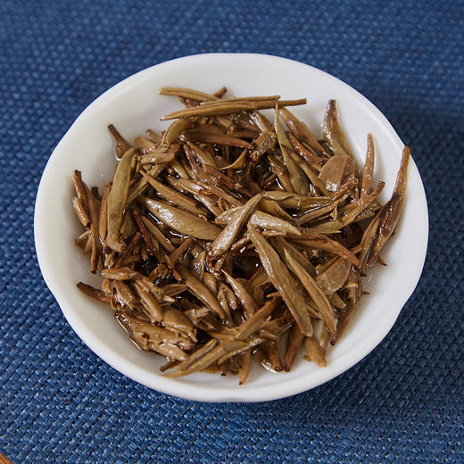 家天下丨2010年 白毫银针 臻美 250g/饼 商品图2