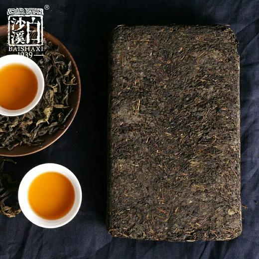 疯抢【11 🏆 11】 天茯茶1㎏（2016年）原价780，活动价390元 （💕赠品：花香老茶王/一罐/50克）限量30份。 商品图2