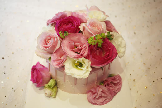 女士款  粉白色系  鲜花 商品图1