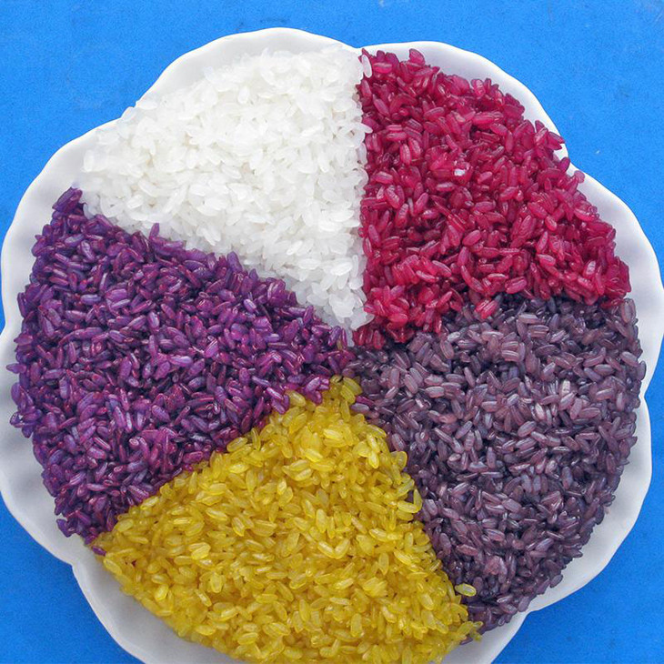 云南特产五彩米花米饭五色糯米天然植物染色阴米七彩粽子米