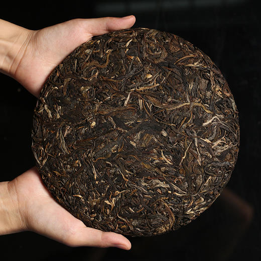 压箱底收藏版普洱茶·888(1840) 青饼 357g 商品图3