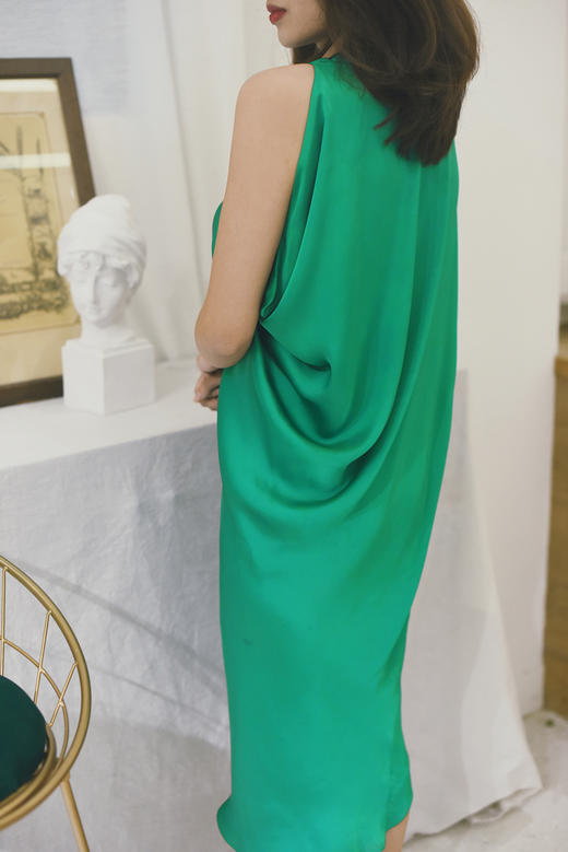 AtelierMissLu / Gill 碧波绿宽松垂褶连身裙 商品图2
