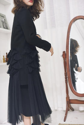 AtelierMissLu / Nicholas 黑色装饰拼纱羊毛大衣