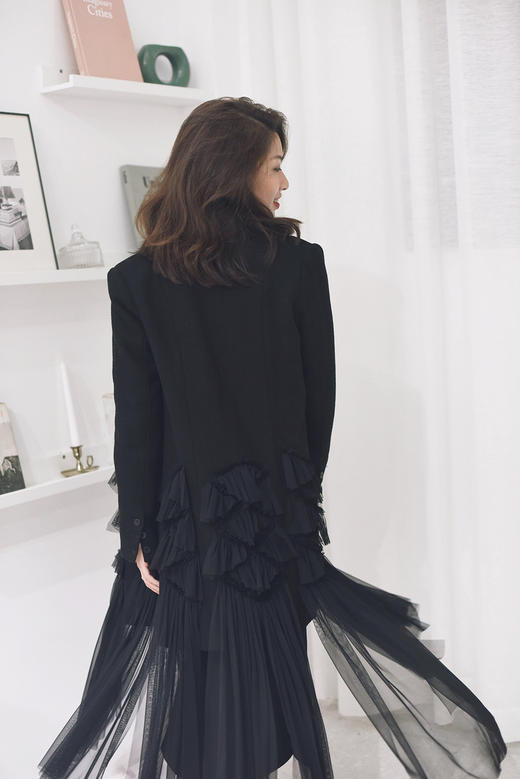 AtelierMissLu / Nicholas 黑色装饰拼纱羊毛大衣 商品图2