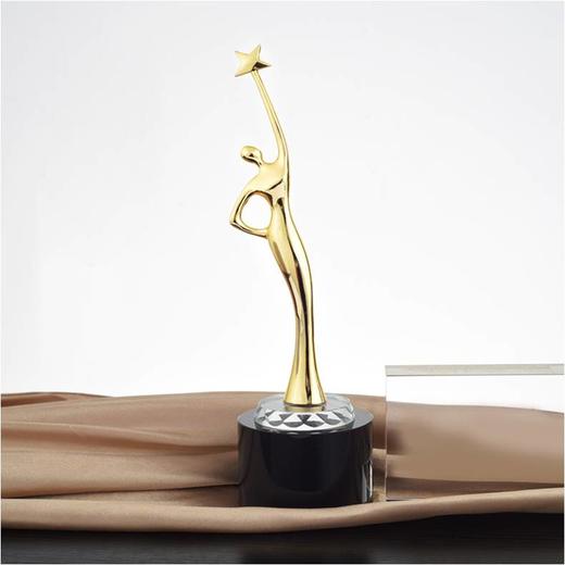 梦想之星 奖杯定制定做高档优秀员工奖品创意金属奥斯卡小金人冠军奖杯刻字 商品图0