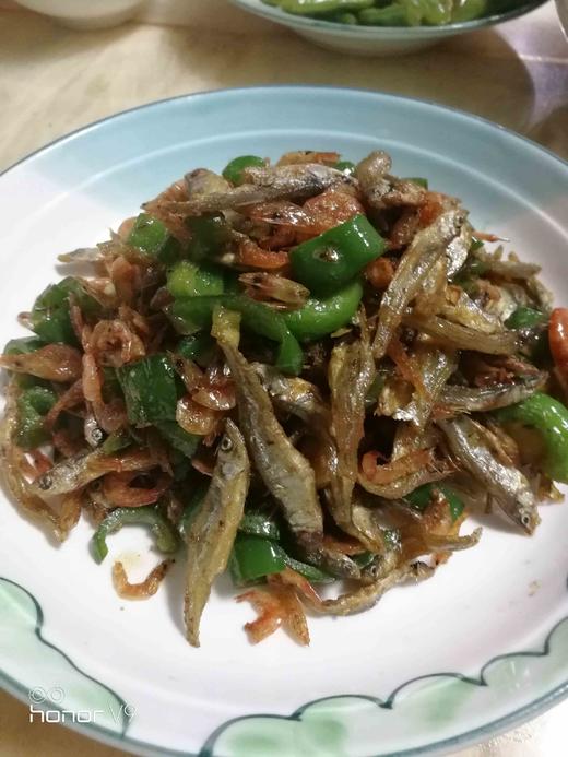 柴熏野生冷水鱼干（500克/盒） 商品图3