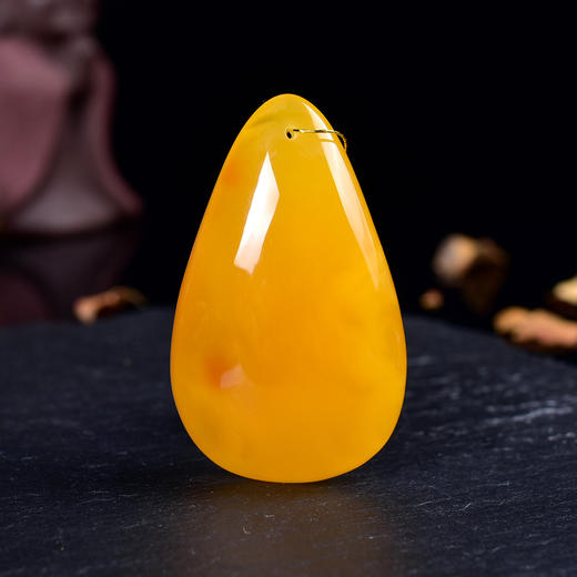 【琥珀吊坠】克重:12.4g 【编码:sx3272】