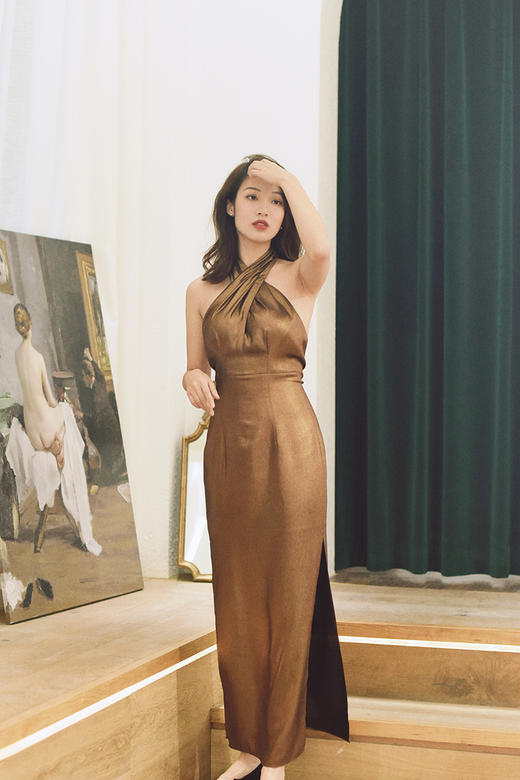 AtelierMissLu / Deborah 铜棕金交叉长礼服 商品图1