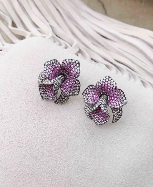 ONLY系列 蕙质 · 粉色蓝宝石和钻石耳钉 商品图3