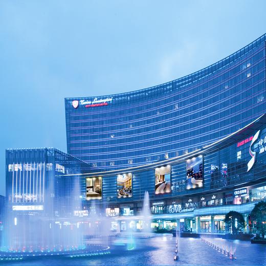 苏州玩蒙特利8000㎡室内乐园住奢华跑车冠名的昆山兰博基尼酒店