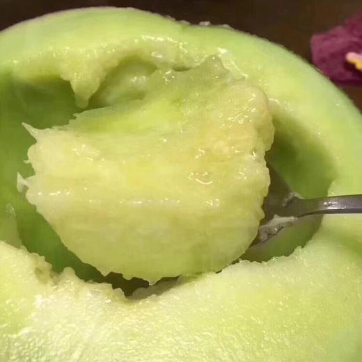 林师傅口口蜜瓜🍈，外形圆润饱满，纹路深，果肉颜色翠绿，一口下去😋，口感软糯绵蜜、香汁满口、甘甜浓郁[色][色] 商品图5