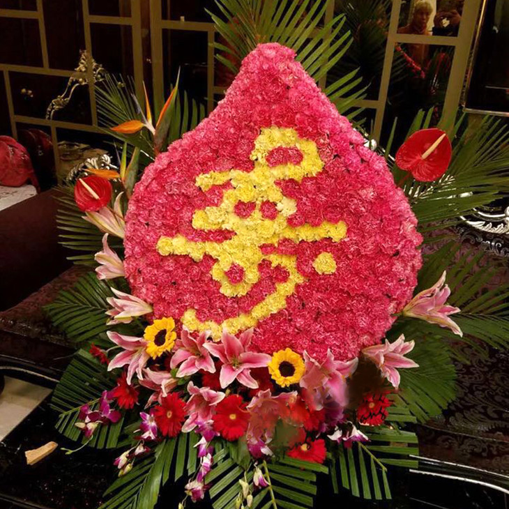 祝寿鲜花花篮老人长辈领导老师过寿礼物同城鲜花速递配送生日字母造型