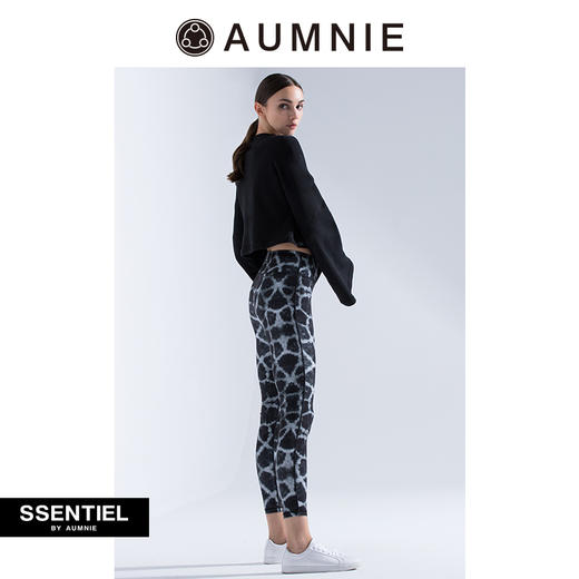 SSENTIEL by AUMNIE｜喇叭袖短款卫衣 新款秋冬基本款百搭 商品图2