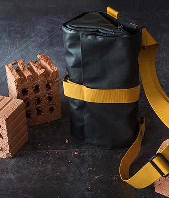 未行便携斜挎包 轻便随身包 商品图6