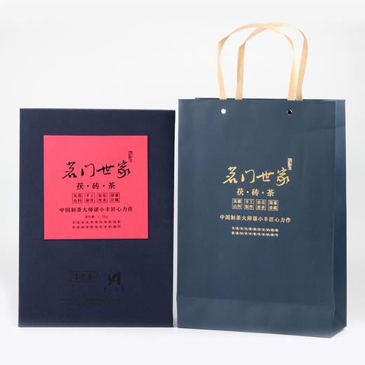 晋丰厚百年老茶号 安化黑茶 2018年1.5公斤金花手筑茯砖茗门世家 礼盒套装 商品图0