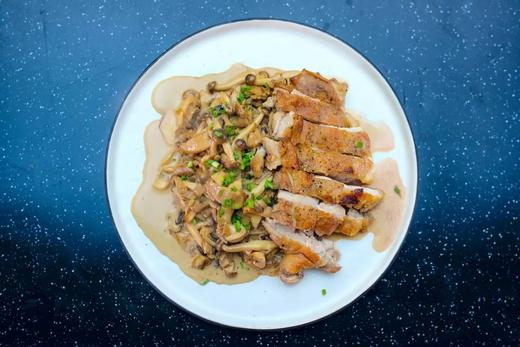 白酒蘑菇鸡 商品图0