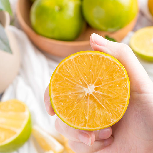 【广西•武鸣皇帝柑】新鲜采摘，果肉饱满，肉质细嫩，清甜多汁，营养美味~ 商品图0