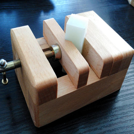 篆刻工具：印床（旋入式大号榉木印床，12*8.5*5厘米）-LT 商品图3