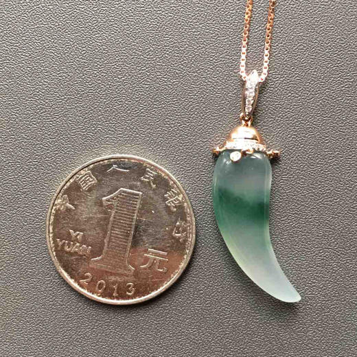 高冰种飘花翡翠辣椒小牙海螺18k玫瑰金钻石镶嵌 商品图3