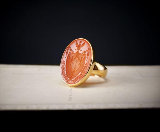 英国古董9k金镶嵌家族盾牌式火漆玛瑙印章戒指o frantiques英国古董
